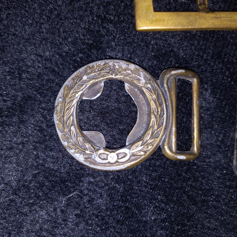 Vintage belt buckles - Picture 4 of 7